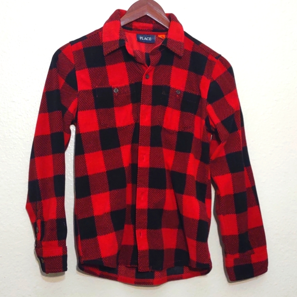 SLIGHTLY USED PLACE BOYS LONG SLEEVE BUTTON UP SHIRT RED AND BLACK SIZE L(10/12)